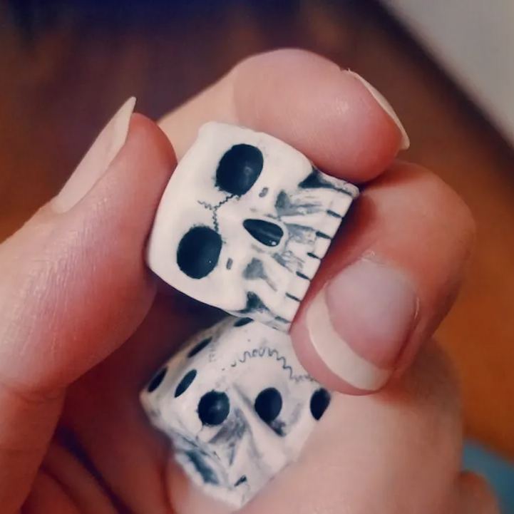 🎲White Skull Dice for Casual Parties and Board Games🦴