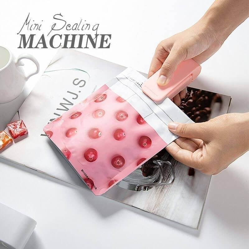 ✨Last Day Save 70% 0FF - Just 5 Seconds!!✨ Mini Sealing 🗜MachinePink&White🔥Buy 2 Get 1 FREE（3PCS）