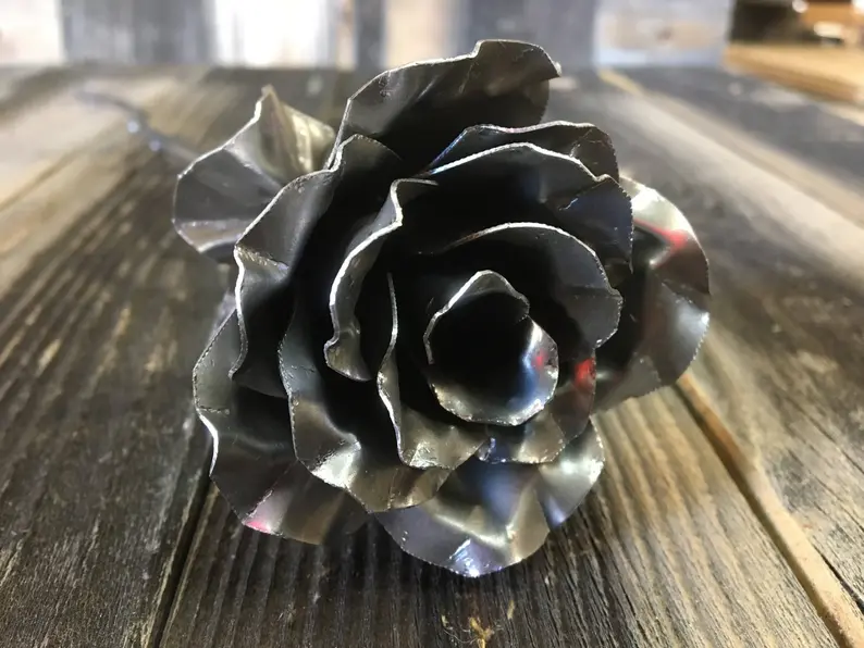 🌹100% Handmade Silver Limited Edition Rose (𝐂𝐡𝐚𝐝 𝐒𝐦𝐢𝐭𝐡 𝐇𝐚𝐧𝐝𝐦𝐚𝐝𝐞®)