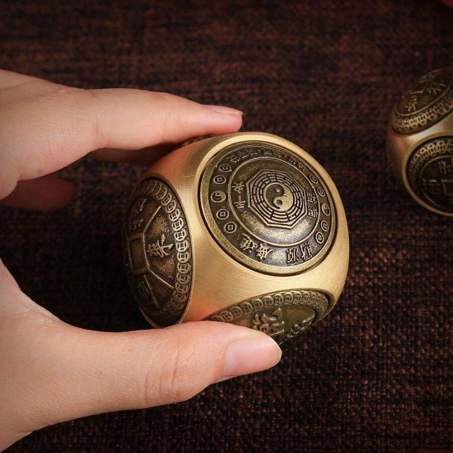 🔥Last day 50% OFF😎Brass Dice Large Fidget Spinner With 6 Sides Gift - Hand-carved