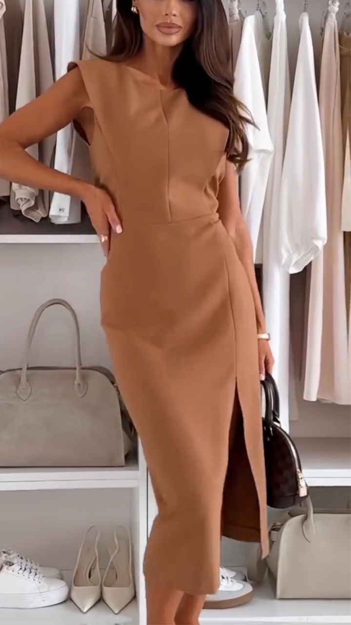 Women's Round Neck Solid Color Slit Style Dress