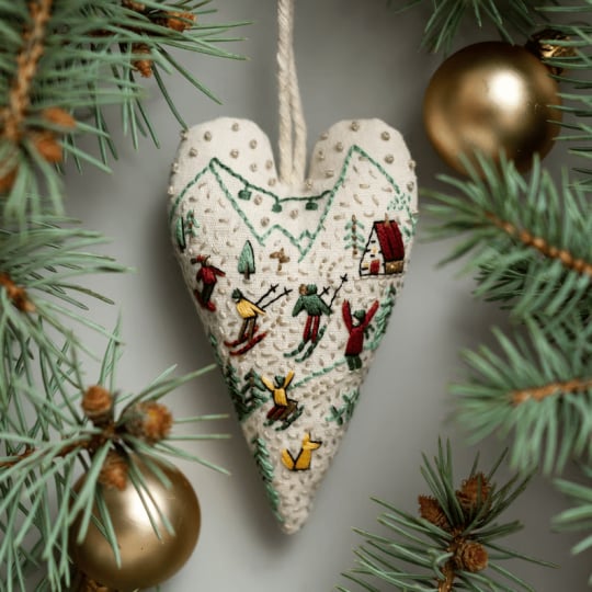 🔥Last Day Promotion 70% OFF🔥DIY Heart Shaped Hand Embroidered Christmas Ornament/Ornament Kit