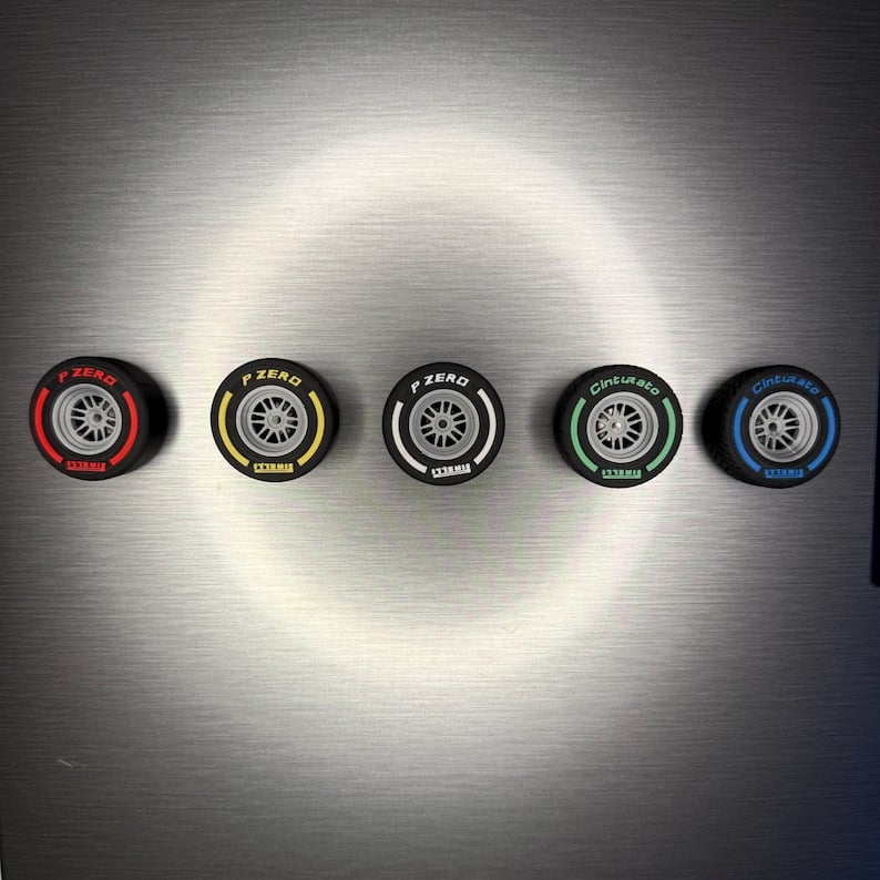🎁TikTok Last Day Sale - 70% OFF✨Formula 1 Tire Fridge Magnets Full Set – 18” & 13” Replica F1 Tires