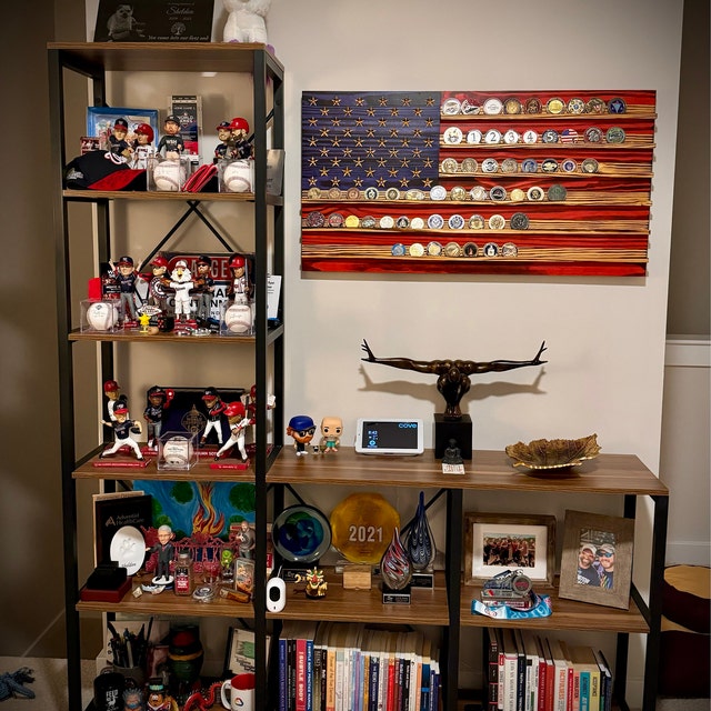 【Buy 2 Free Shipping】Challenge Coin Display Rack Holder - Rustic American Flag