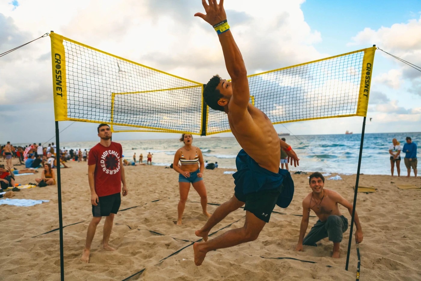 Cross Volleyball Net, Set up within minutes in sand, grass, or indoors