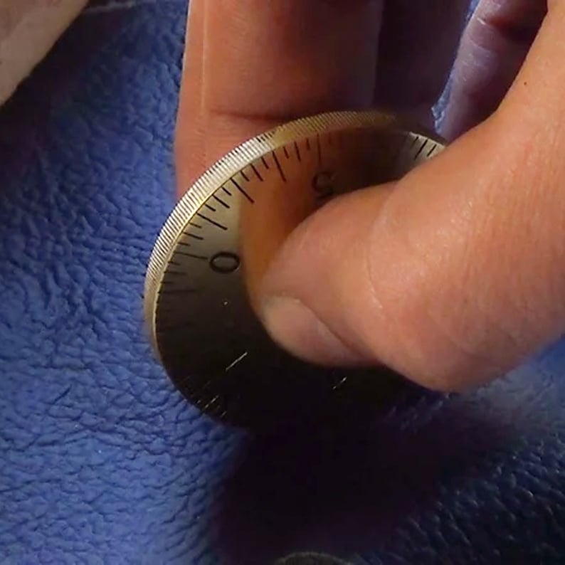 Pocket Measuring Coin