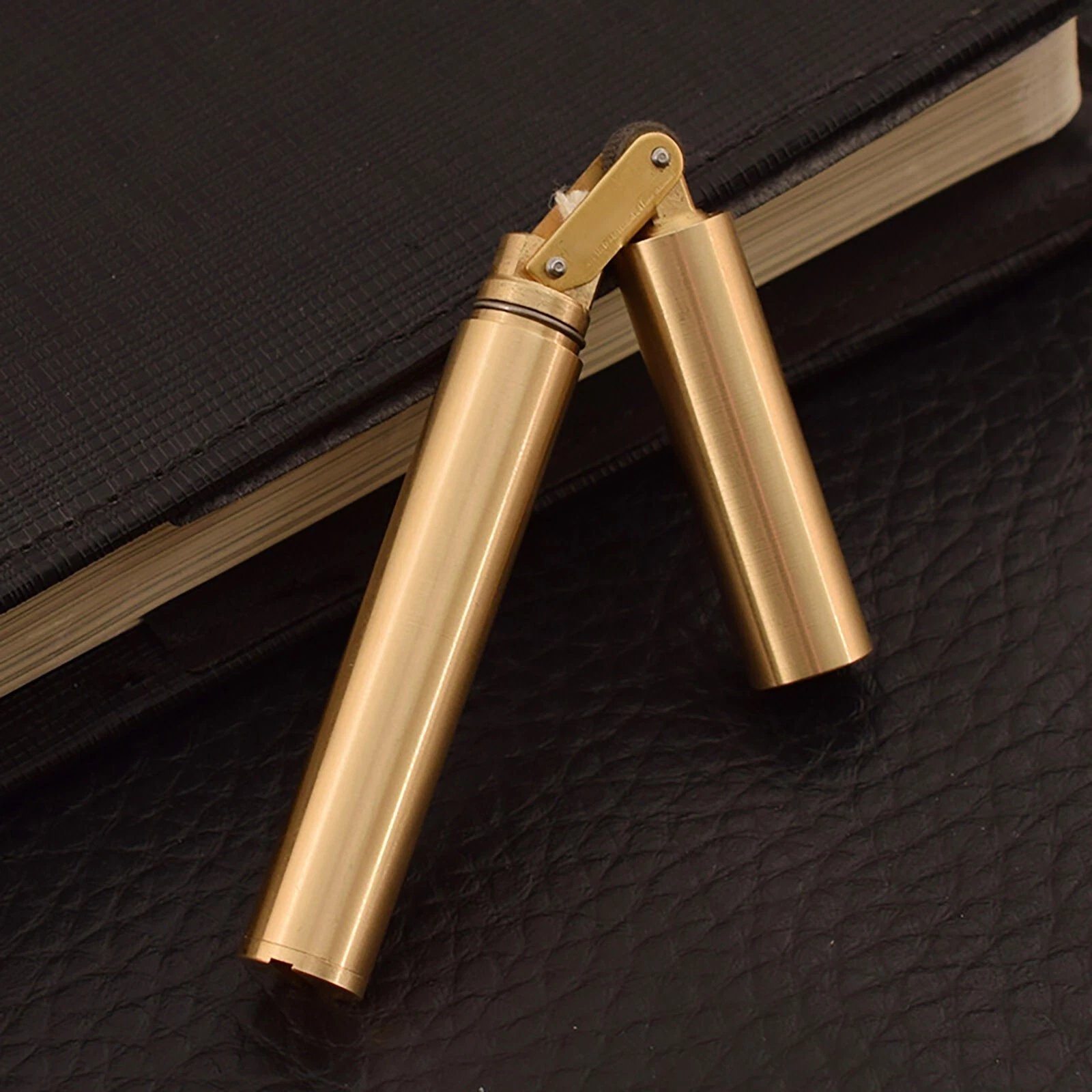 🔥Hot Sale 49% OFF -Brass Double Stick Smoke Type Kerosene Lighter🚬Can hold cigarette packs