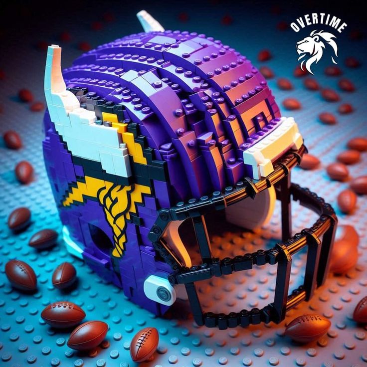 🏈 Football Fan Building Block Helmet