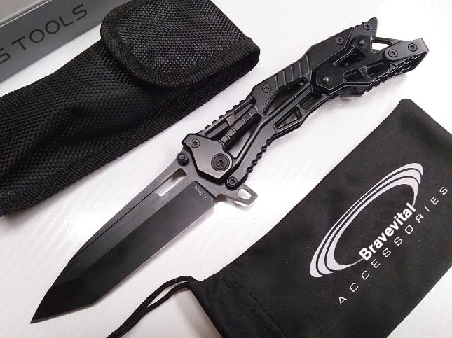 Compact EDC Folding Knife – Portable, Durable, Outdoor-Ready