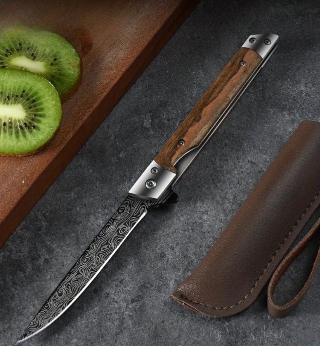 Professional Folding Knife •