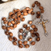 ✝️100% Handmade Olive Wood Carved Beads Rosary with Holy Soil(𝐂𝐡𝐚𝐝 𝐒𝐦𝐢𝐭𝐡 𝐇𝐚𝐧𝐝𝐦𝐚𝐝𝐞®)