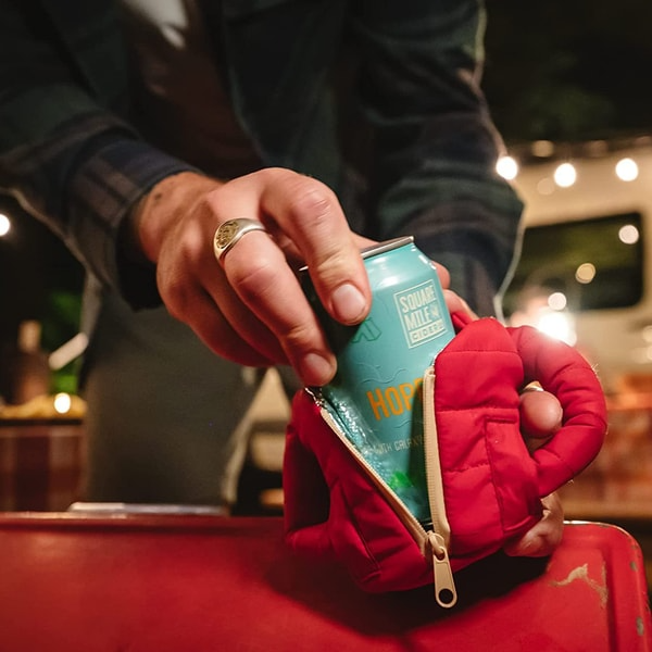 Down jacket to keep drinks cool