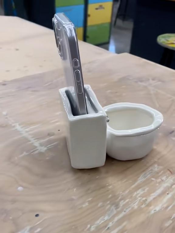 Toilet Speaker Stand