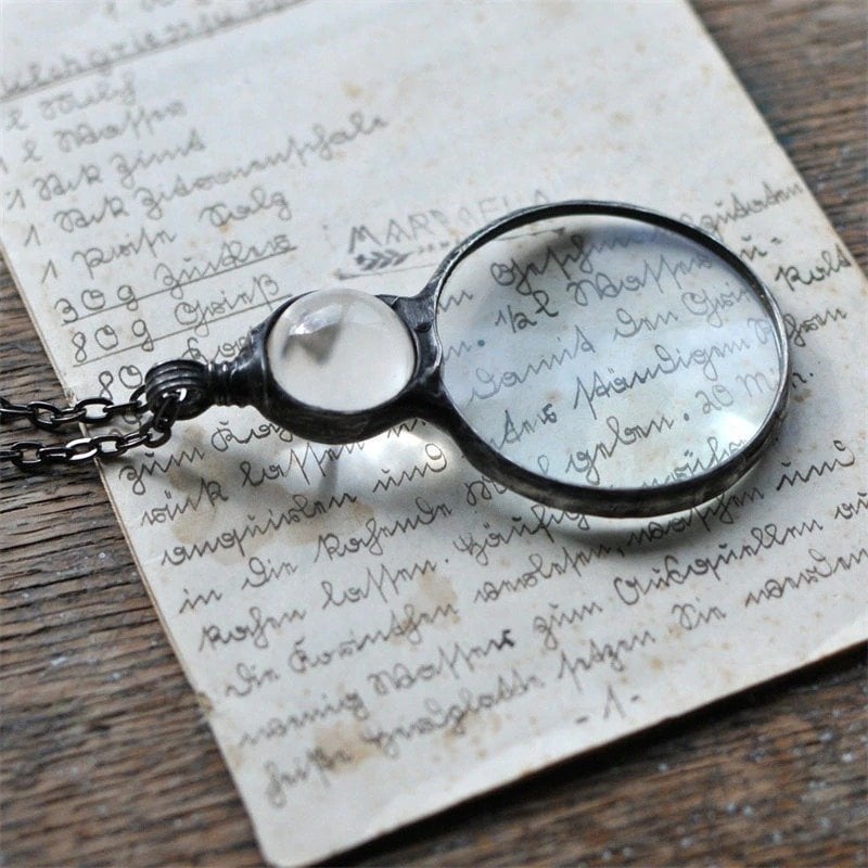 🎁2024 New Year Hot Sale🎁 🔥-Magnifying Glass Necklace gift👀【Free shipping for 2 pcs】