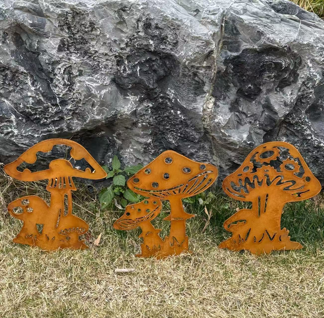 🔥 4th of July Sale – 50% OFF! Minimalist Metal Mushroom Garden Stake – Outdoor Memorial & Home Garden Art for Lawn Decoration