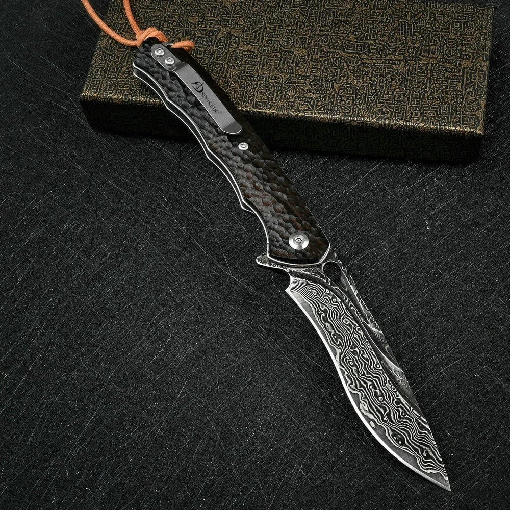 Handcrafted Damascus Steel Knife