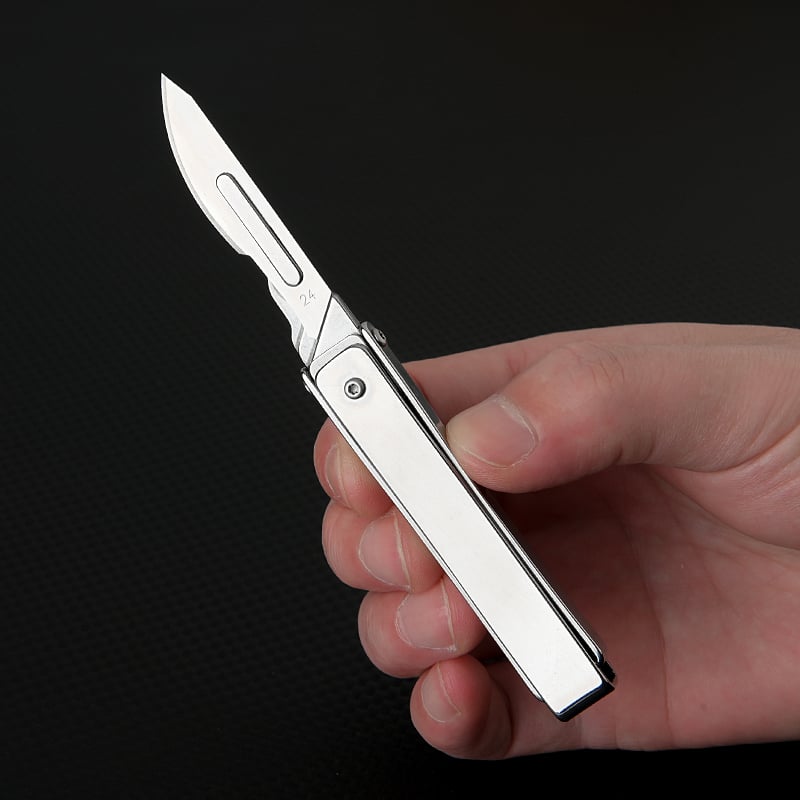High hardness folding sharp and exquisite knife