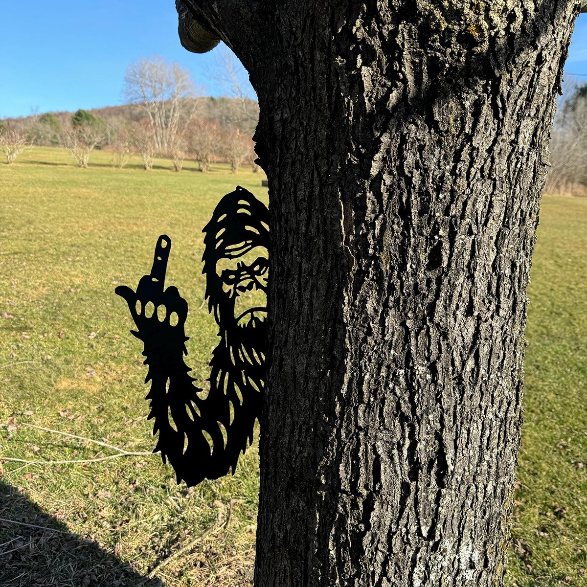 🔥Last Day: 49% Off!🤣Hilarious Bigfoot Middle-Finger Metal Yard Decor