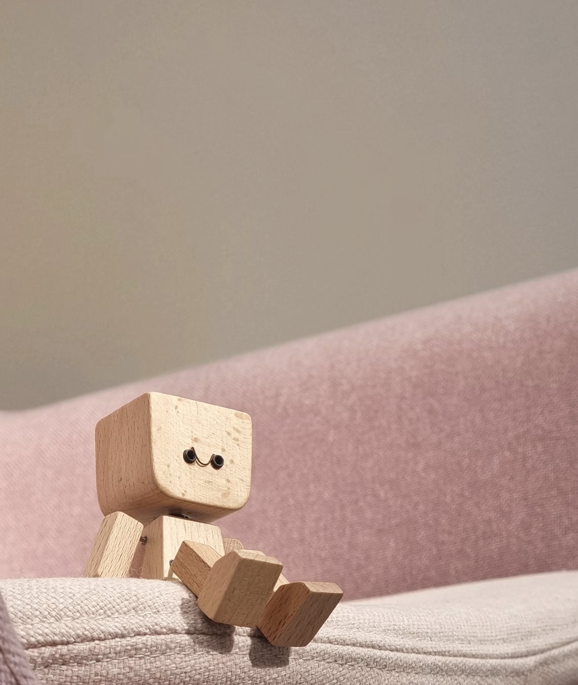 💥LAST DAY SALE 50% OFF💥Little Sways Wooden Figure with 12Pcs Magnetic Expressions