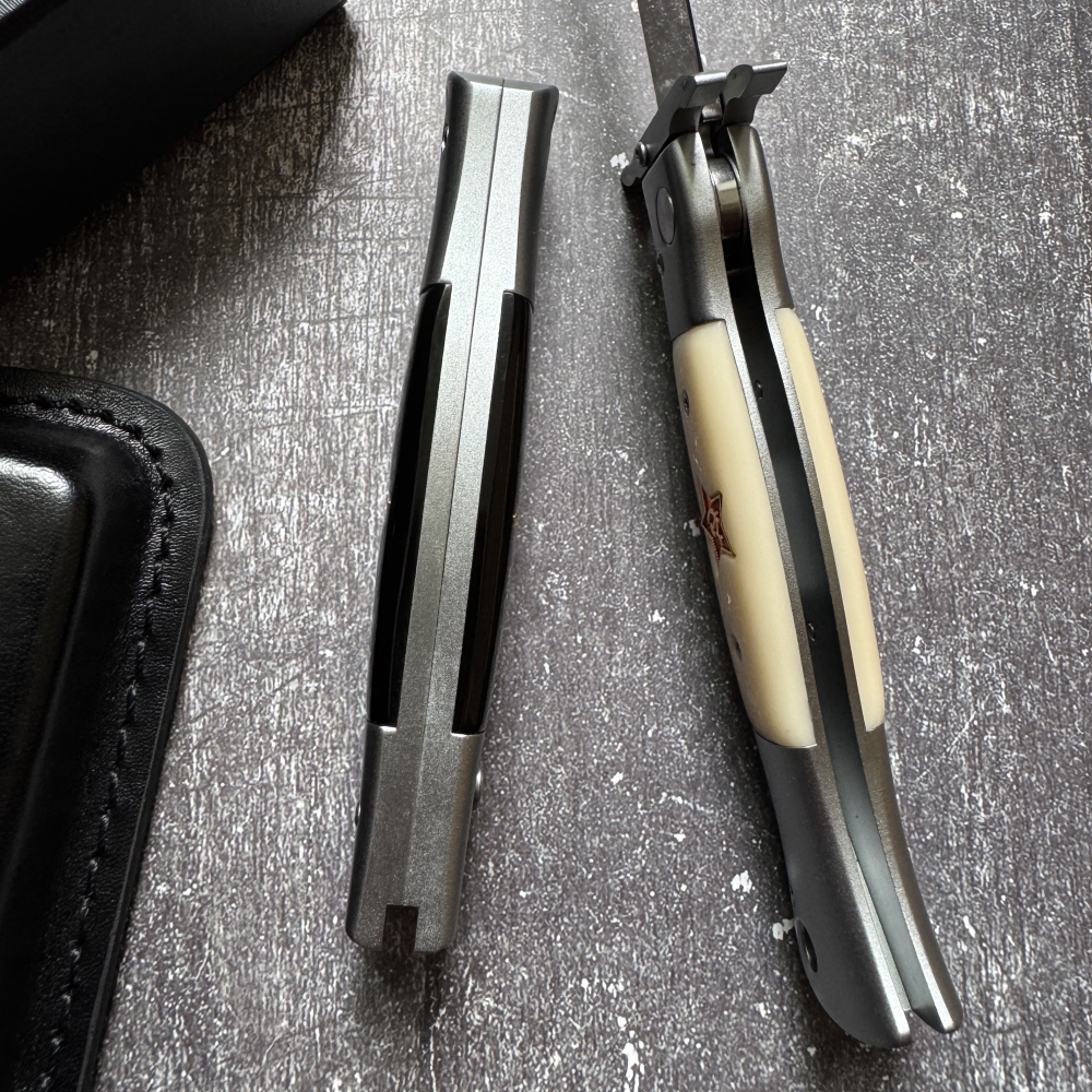 Semi-automatic outdoor EDC high quality folding knife