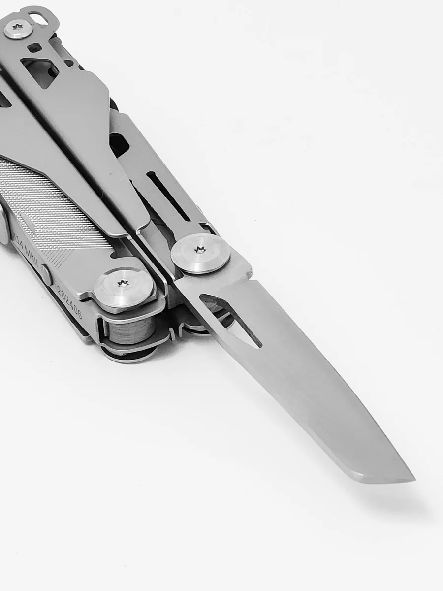 🔥Heißer Verkauf 49 % Rabatt) 🔥raerreat™ x16 EDC Multitool (Kostenloser Versand)