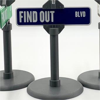 🔥Last Day Promotion - 60% OFF🎁🤣F Around/Find Out Street Sign Desk Decoration | Funny Desk Gift