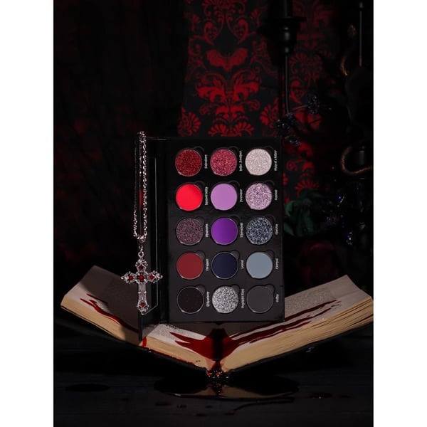 🔥Last Day 50% OFF🖤Gothic-style Halloween Vamp Magnetic Palette👁