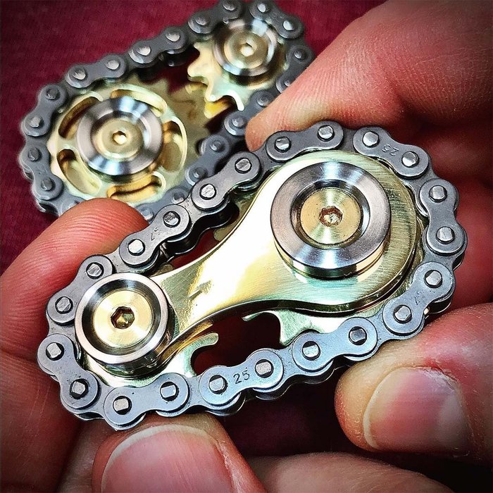 (🎅CHRISTMAS PRE-SALE 48% OFF) Bicycle Chain Fidget Spinner Toys (BUY 2 GET FREE SHIPPING NOW)