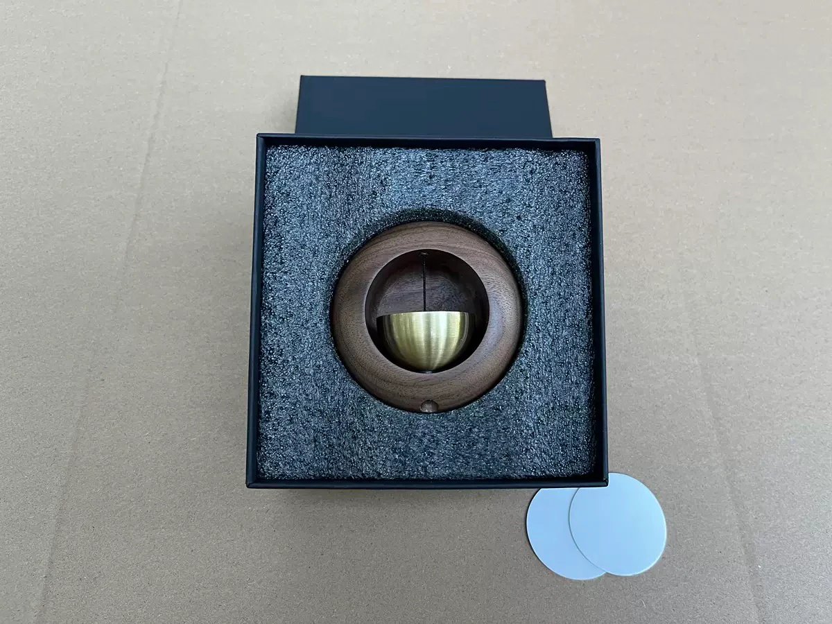 ⏰Last Day Clearance Sale 50% OFF🚪Wooden Style Brass Magnetic And Double-Sided Tape Doorbell