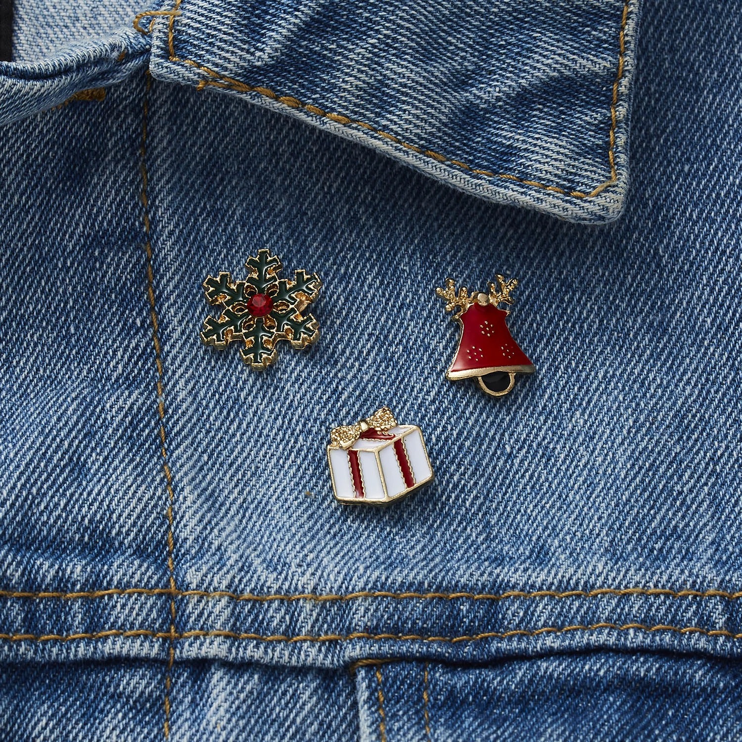 (🎅EARLY XMAS SALE - 50% OFF) 3 Piece Set Merry Christmas Brooches