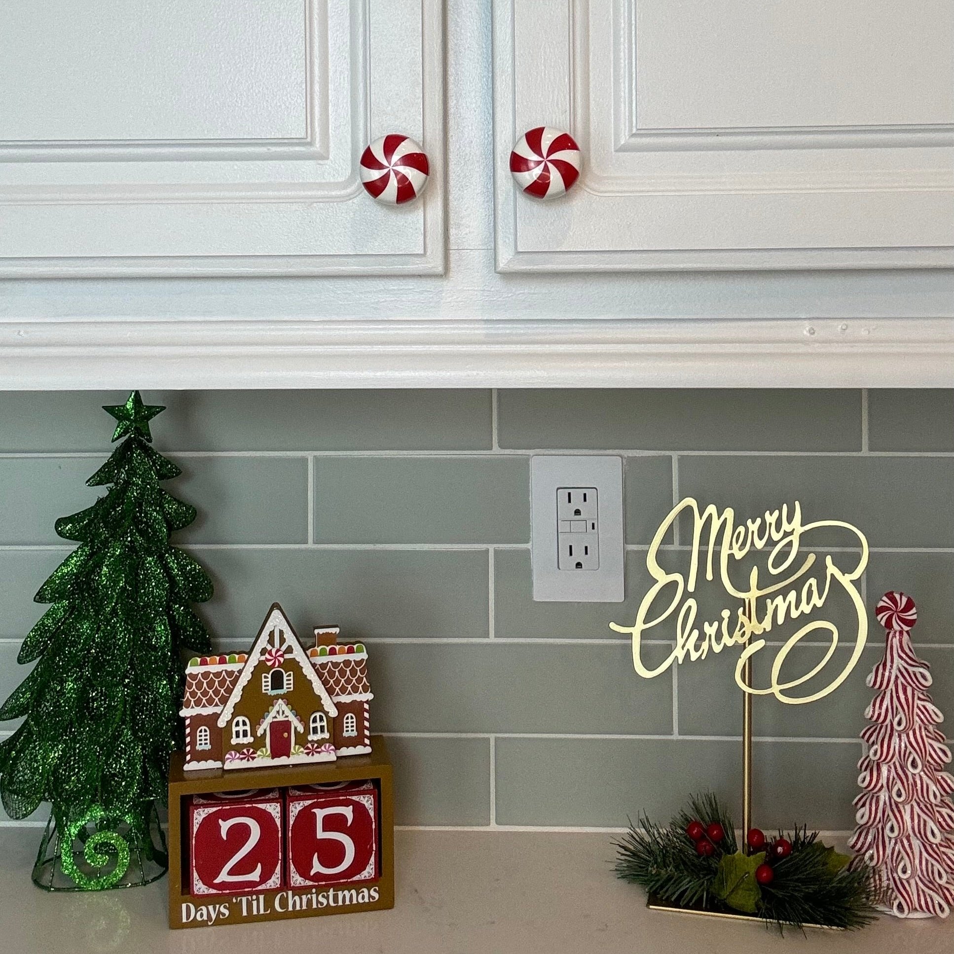 🎄Early Christmas Sale🎅Set of 5 pcs Christmas Peppermint Knob Button Cover
