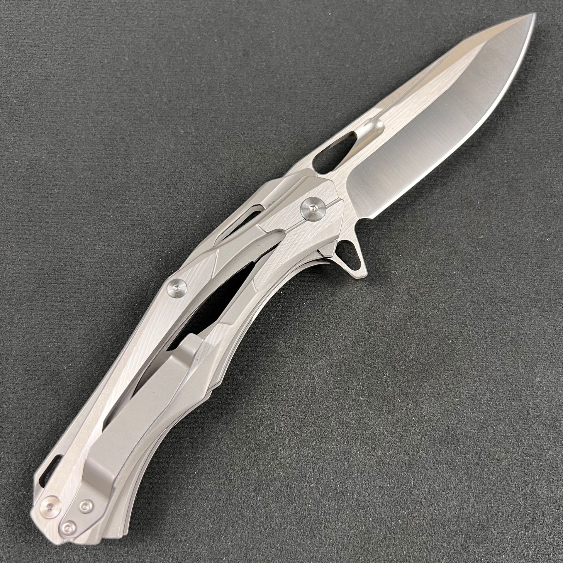 Transformers high hardness folding knife