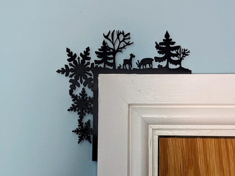 Deer In The Woods Decoration, Door Corner, White Christmas Decoration for the Home