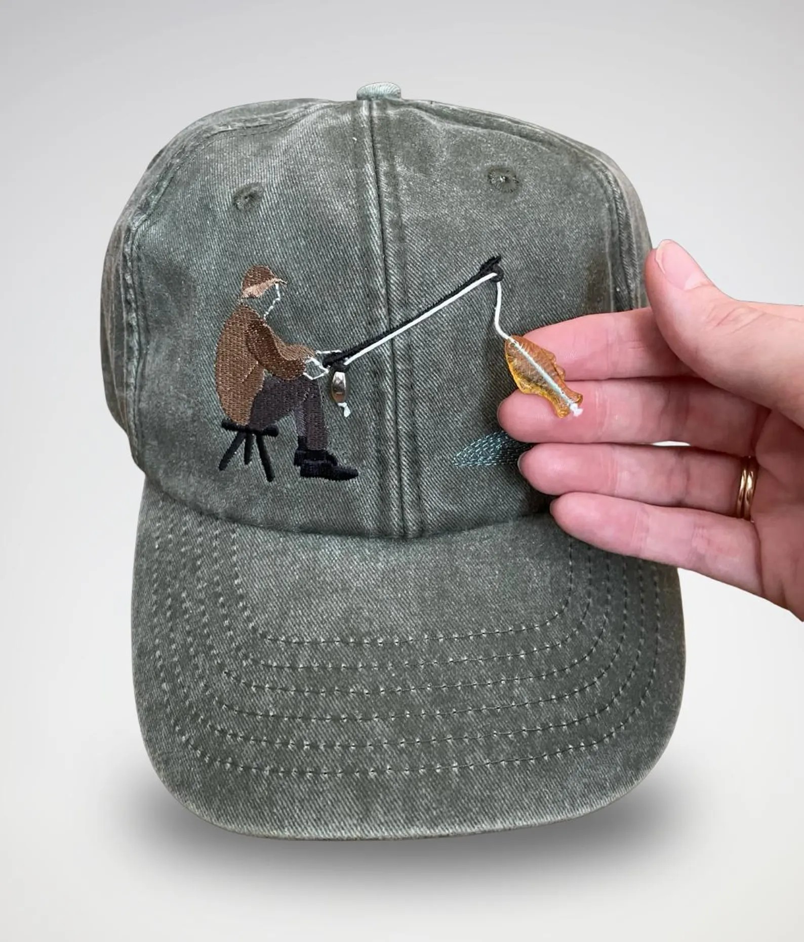 🔥Last Day: 60% Off! 🔥 Pull-A-Fish Embroidered Fishing Hat