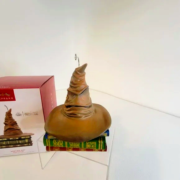 (🎄Early Christmas Sale - 49% OFF) 🧙Mystic Sorting Hat Ornament with Enchanted Sound