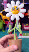 🌼 Funny Spinning Flower Pot – Let Humor Bloom! 🌼