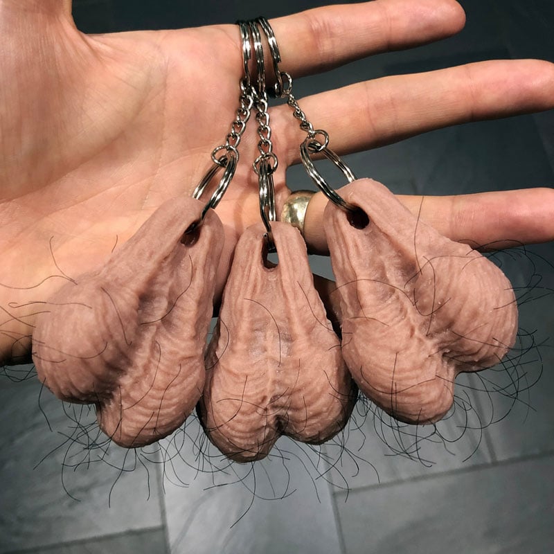 (🔥Last Day Promotion- SAVE 70% OFF)Funny Hairy Keyring-Buy 2 Get 1 Free