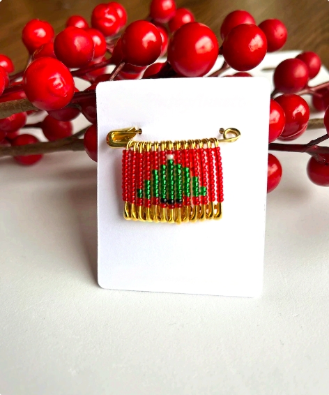 🎄(🔥Black Friday Sale: Save $10)🎄Holiday Charm Beaded Pin Collection