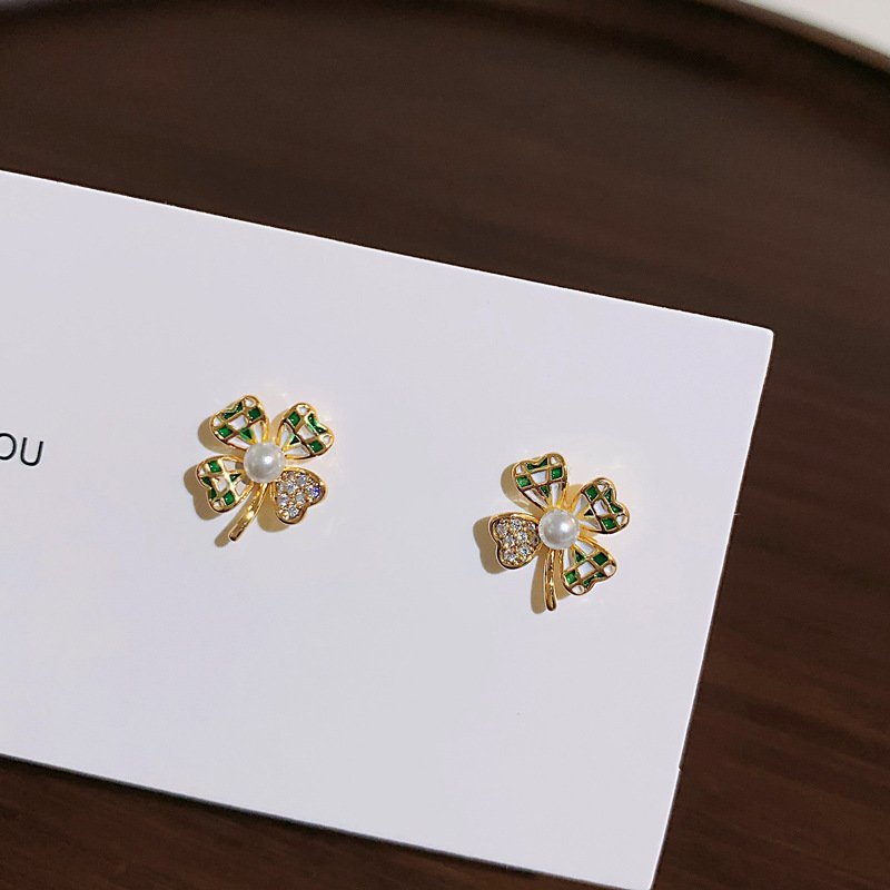 (Early Christmas Sale- 50% OFF) Four Leaf Clover Pearl Stud Earrings- BUY 2 FREE SHIPPING