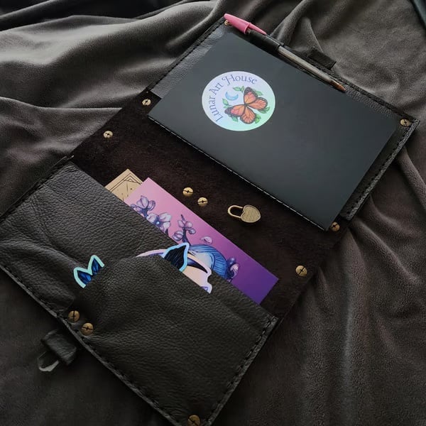 🧙🔮Handmade Witch Hidden Key Journal