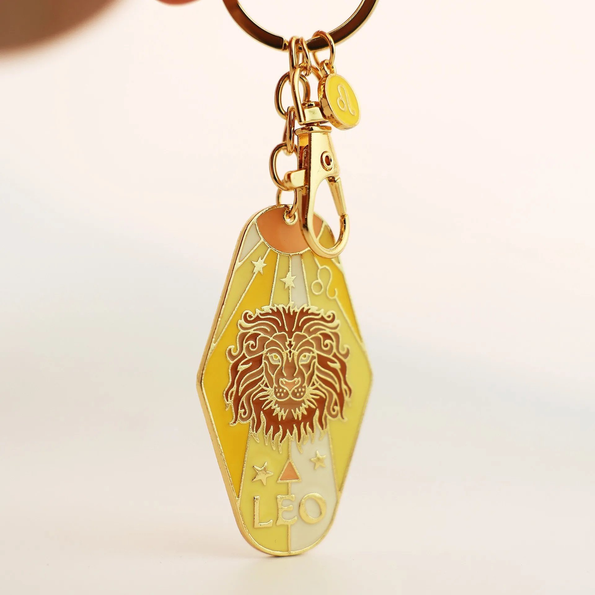 ⏰BUY 3 GET 1 FREE🔮Vintage Illustrated Zodiac Keychain