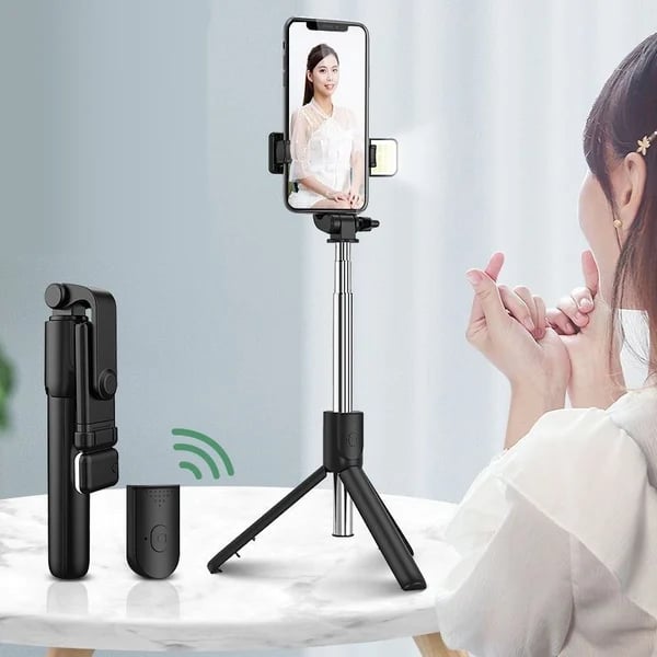 🔥6 In 1 Wireless Bluetooth Selfie Stick - BUY 2 FREE SHIPPING