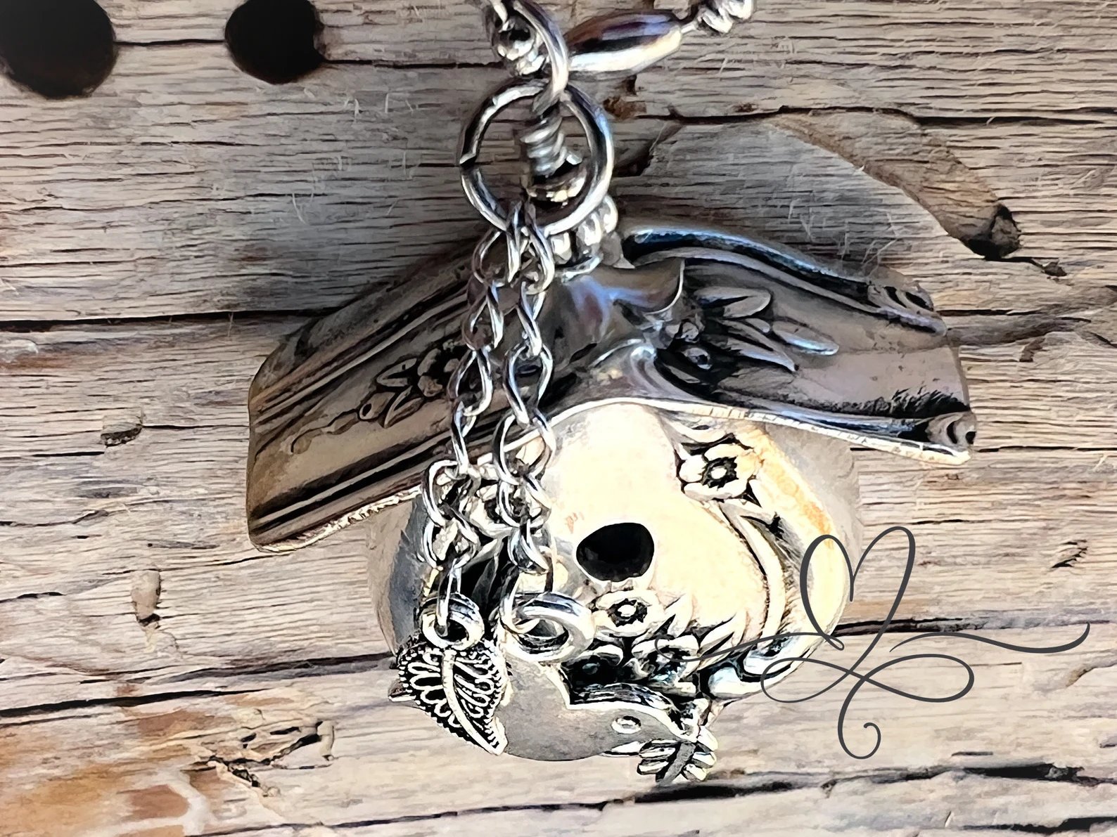 🔥Father's Day Sale: 49% OFF - 🐦Birdhouse Necklace • The 1951 