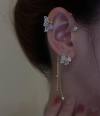 Vintage Crystal Butterfly Flower Ear Cuffs 2pcs Non-Pierced Sparkling Iced Out Rhinestone Butterfly Cartilage Climber Ear Wrap Prom Party Festival Ear Jewelry for Women