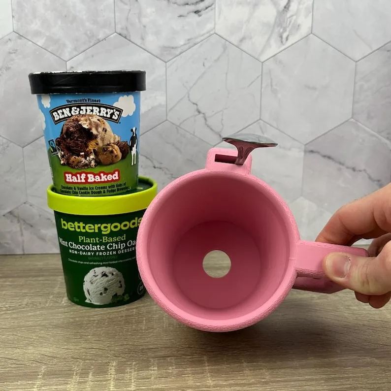 🎁TikTok Last Day Sale - 70% OFF🎉The Ultimate Ice Cream Pint Holder🍦Keep Your Hands Cozy & Your Ice Cream Cold! 🍨
