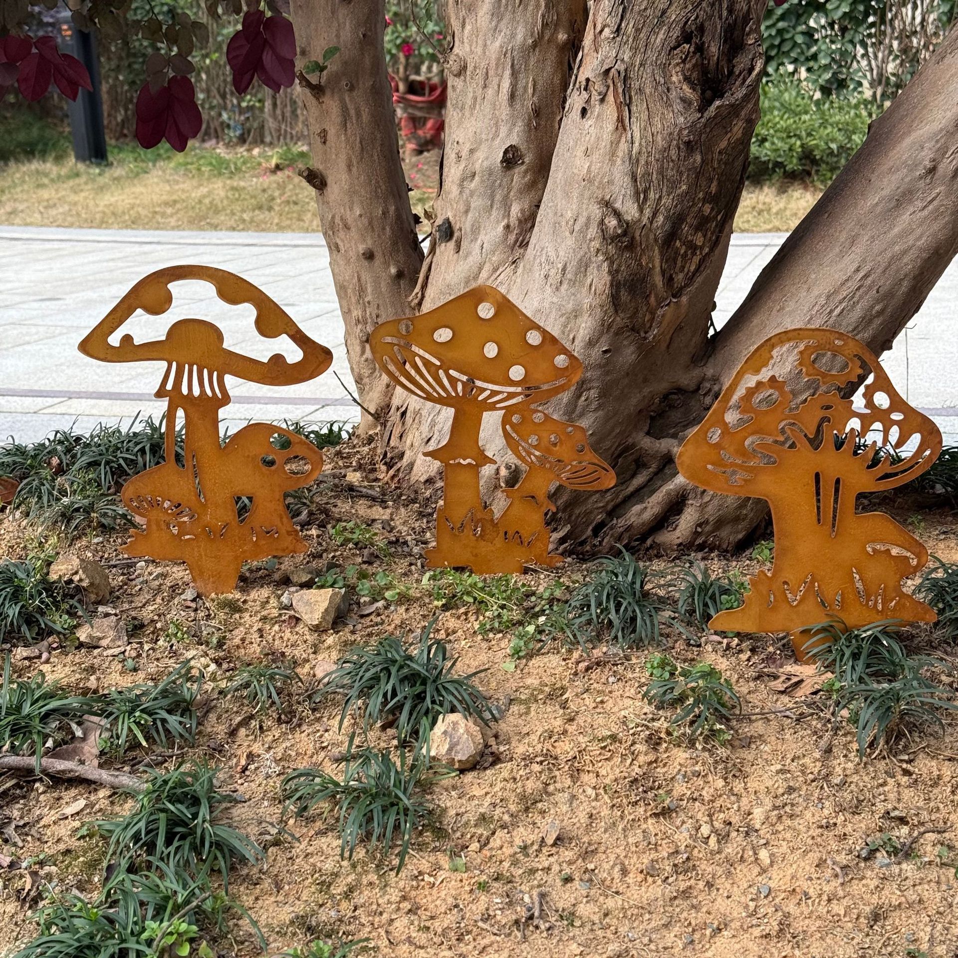 🔥 4th of July Sale – 50% OFF! Minimalist Metal Mushroom Garden Stake – Outdoor Memorial & Home Garden Art for Lawn Decoration