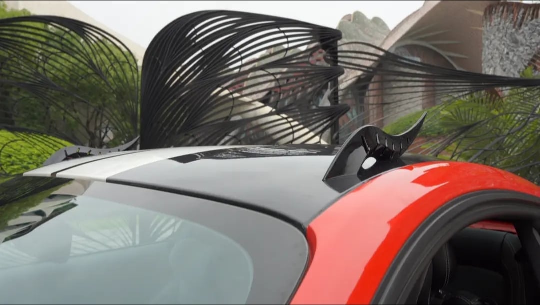 Car roof dragon corner modification