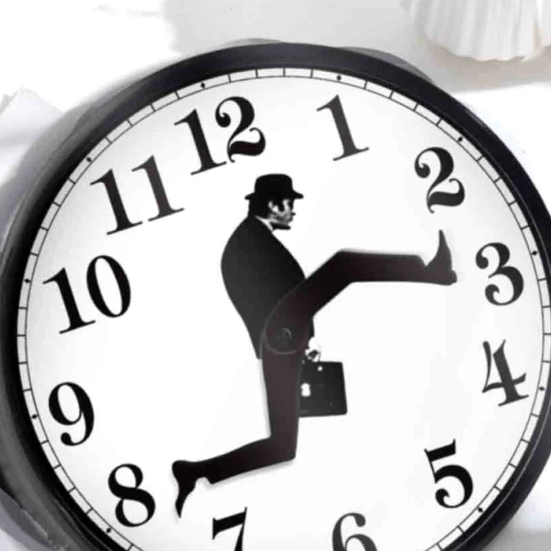 🔥Last Day Promotion 48% OFF-🎁-Monty Python inspired Silly Walk Wall Clock(BUY 2 FREE SHIPPING)