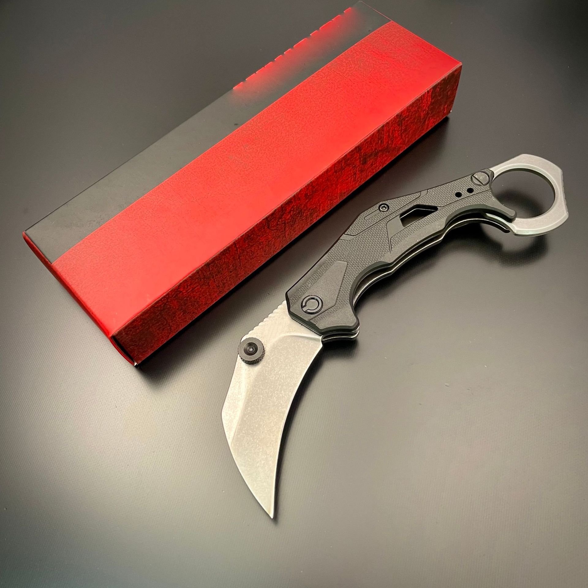 Kaxiu high hardness sharp folding claw knife