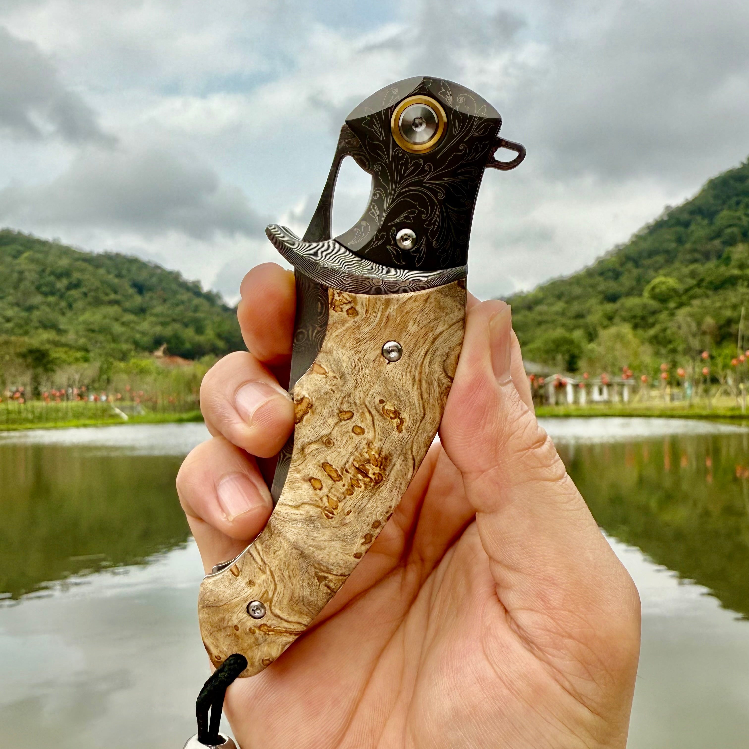 Mo Yan Folding Knife